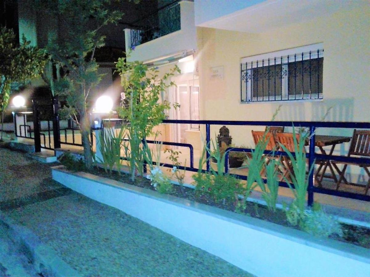 Lilac Studio Apartment Kavala Exterior photo
